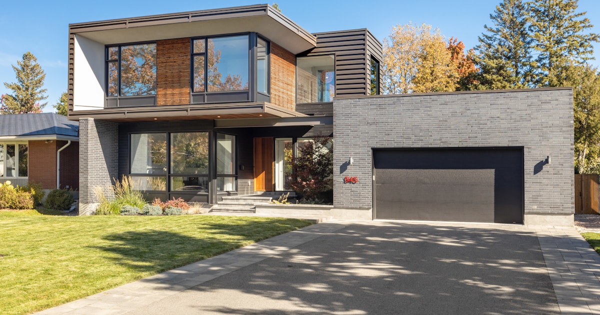 A single listed home with a driveway
